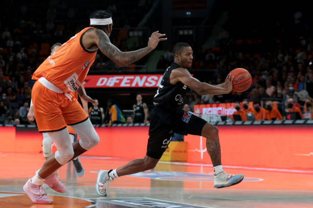 需保持冷静 需保持冷静